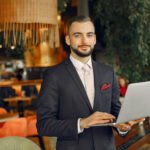 7 Morning Habits That Made Billionaires Insanely Rich